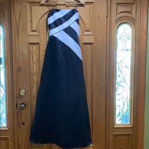 Caché dress black and white, formal